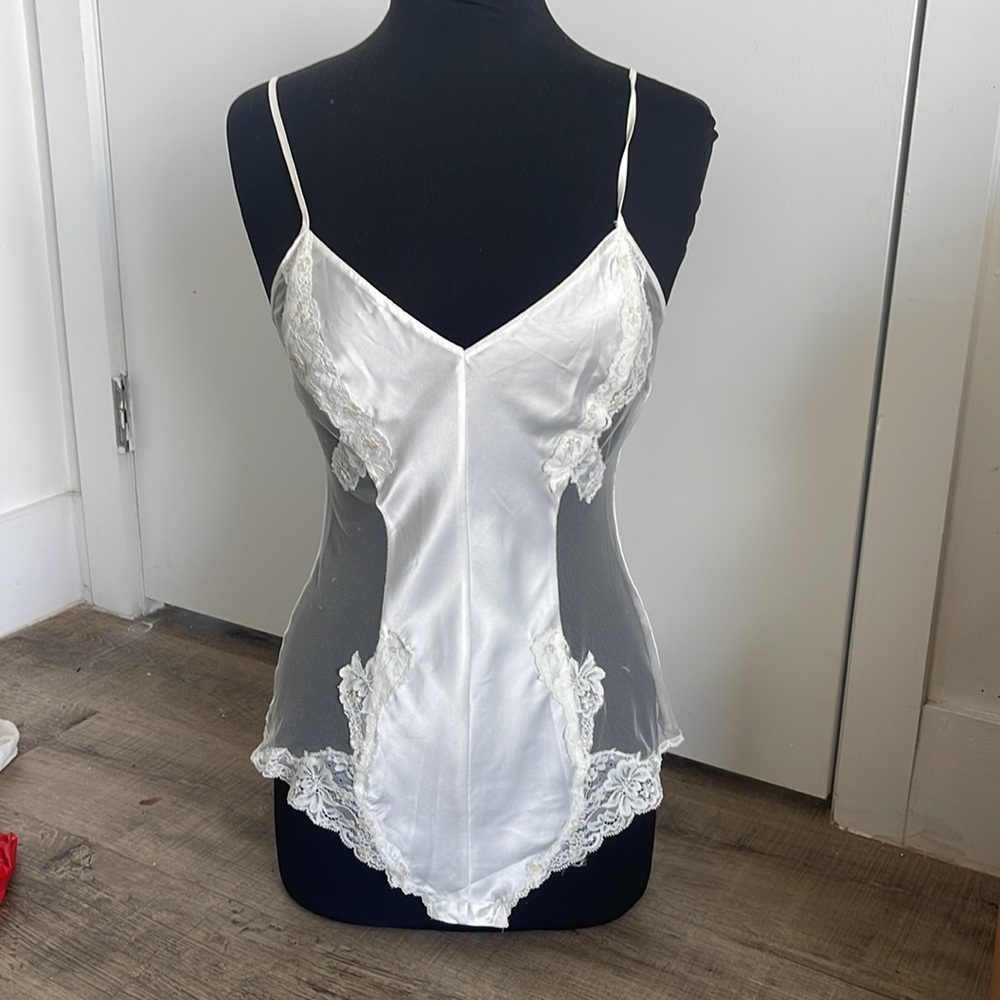 Vintage Y2K Victoria’s Secret Satin teddy / bodysuit